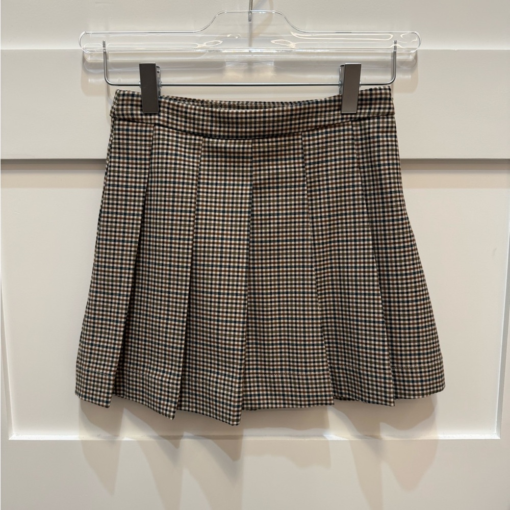 Zara girls Classic Checkered Pleated Skirt, size 8. GUC